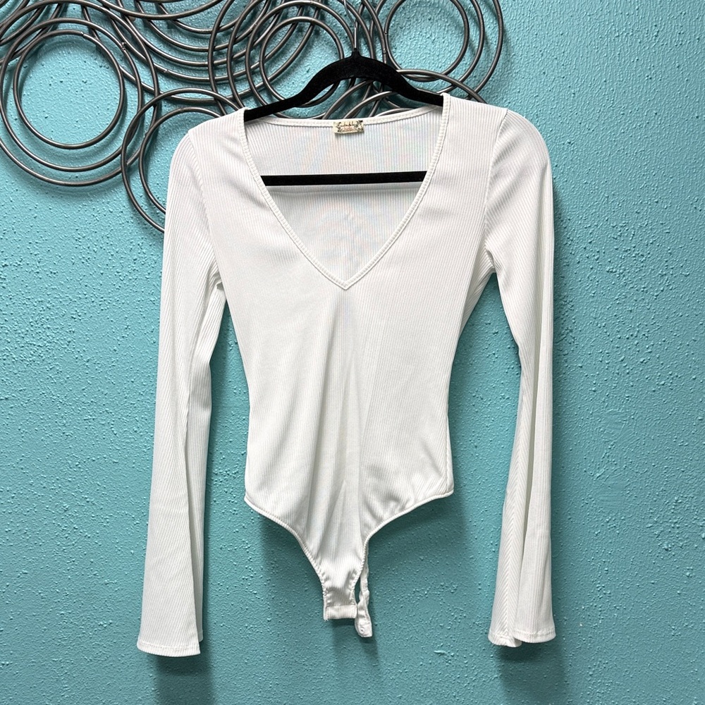 Free People White V-Neck Long Sleeve Bodysuit